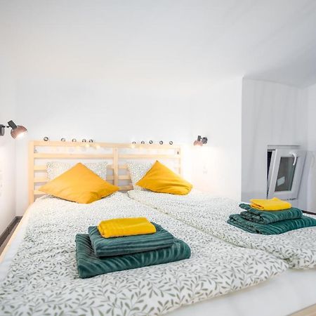 Green Goblin Apartment With Free Private Parking Budapest Exterior foto